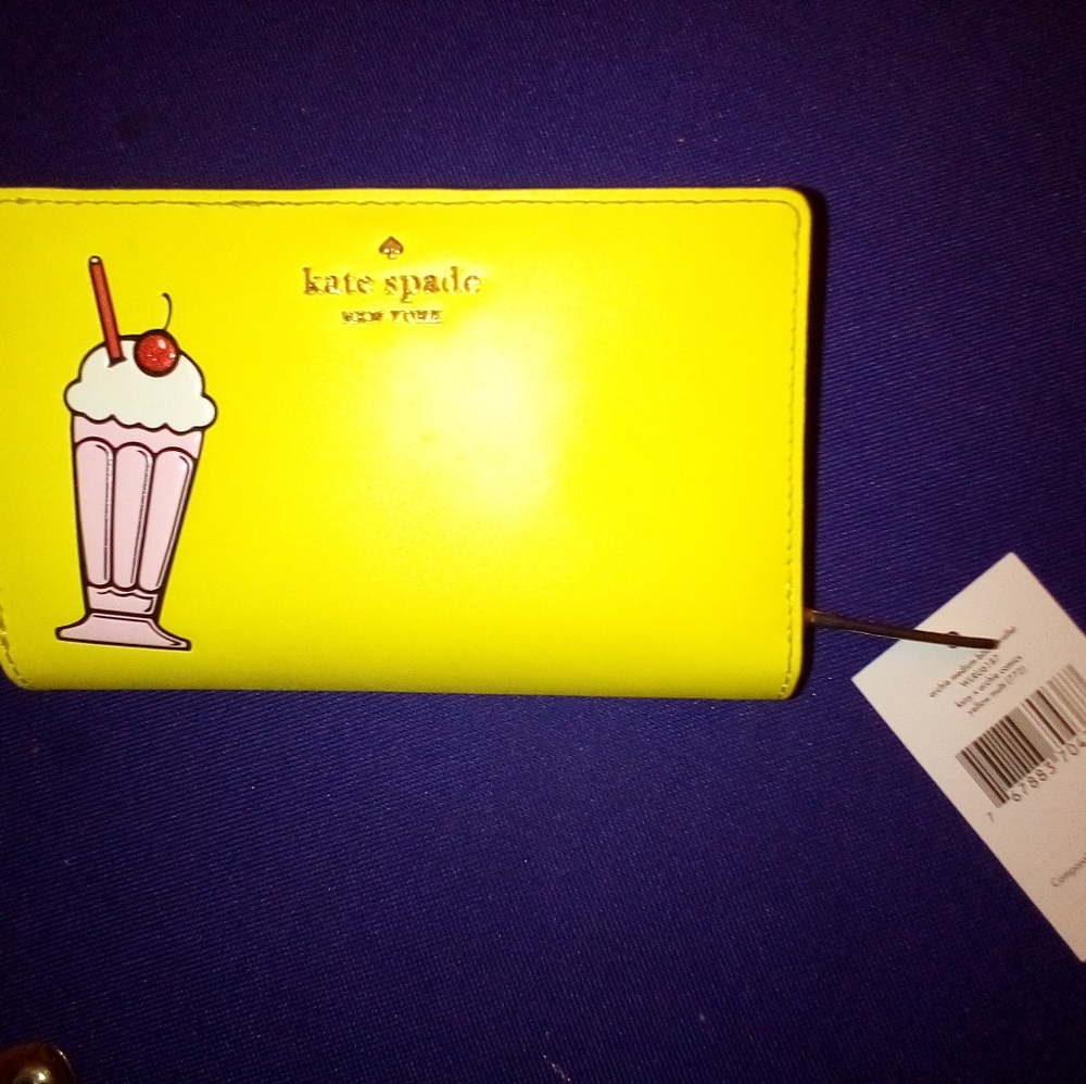 Kate Spade Wallet - Picture 6 of 7